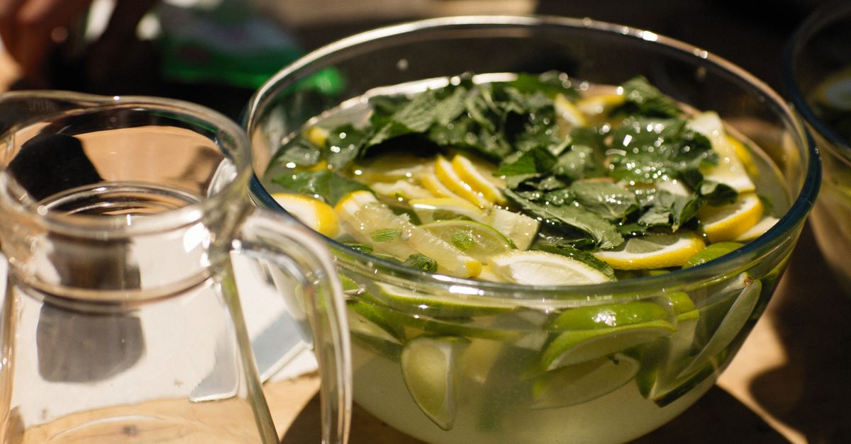 Accueil 5 découvrez notre recette facile et rapide pour préparer un punch délicieux, idéal pour toutes vos occasions festives.