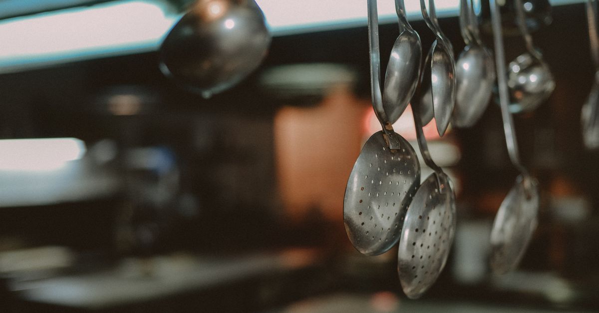 découvrez notre sélection d'équipements professionnels pour restaurant, alliant qualité et performance pour optimiser votre cuisine.