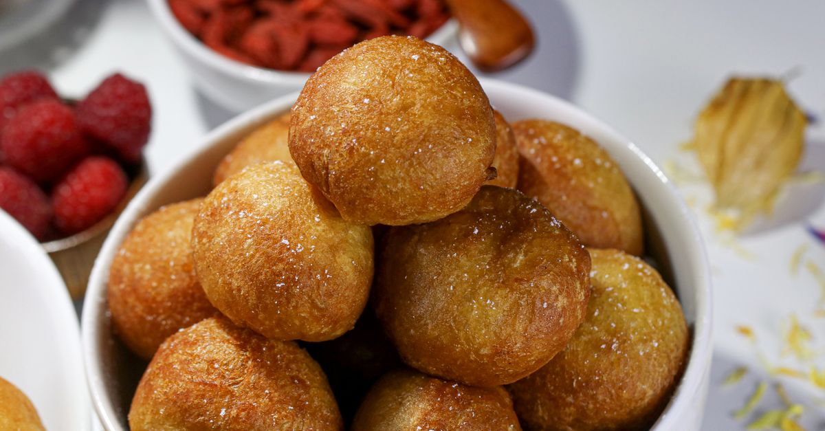 Accueil 5 découvrez nos alternatives aux farines traditionnelles pour des recettes saines et variées. explorez des farines sans gluten, riches en fibres et en protéines adaptées à tous vos besoins culinaires.
